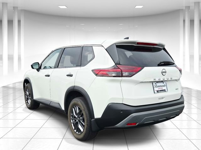 Used 2023 Nissan Rogue S image 3