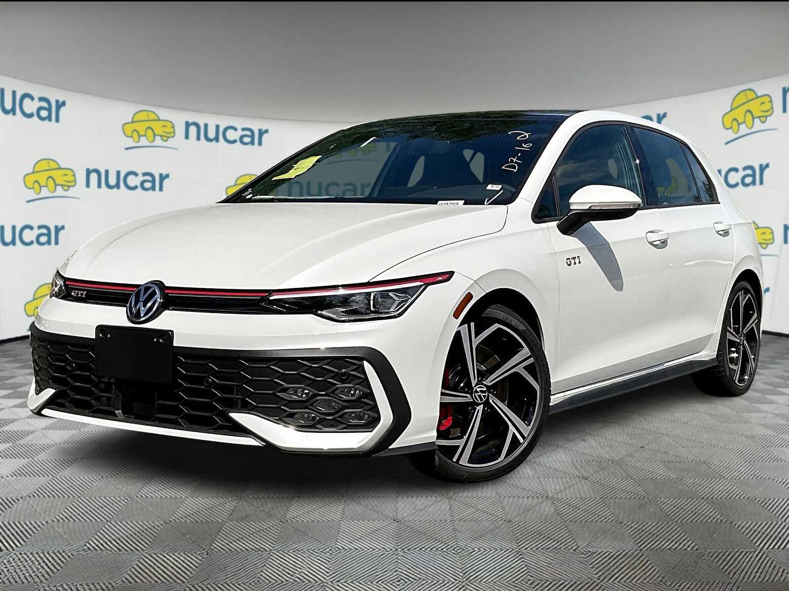 New 2025 Volkswagen GTI SE image 4