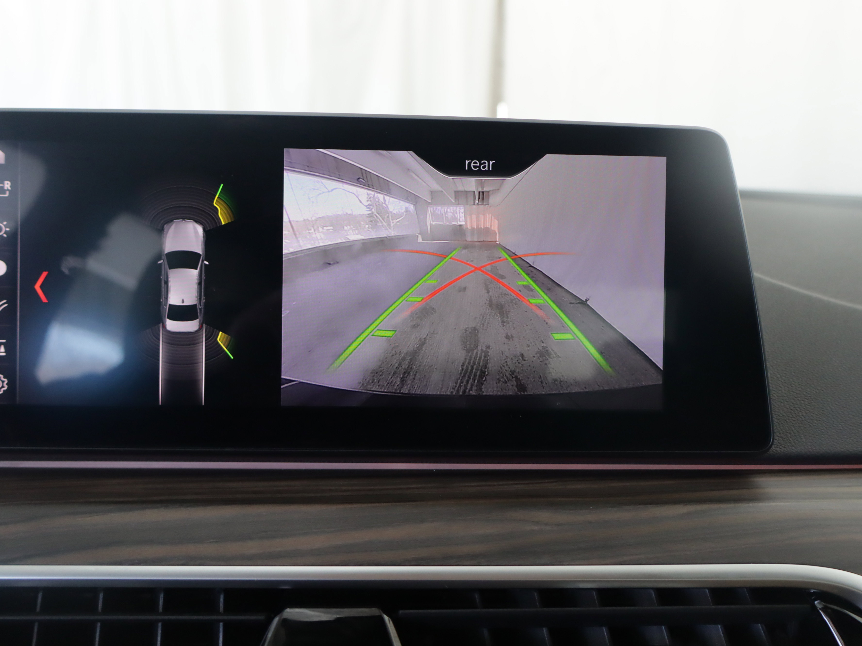 Used 2019 BMW 530i xDrive w/ Convenience Package image 22