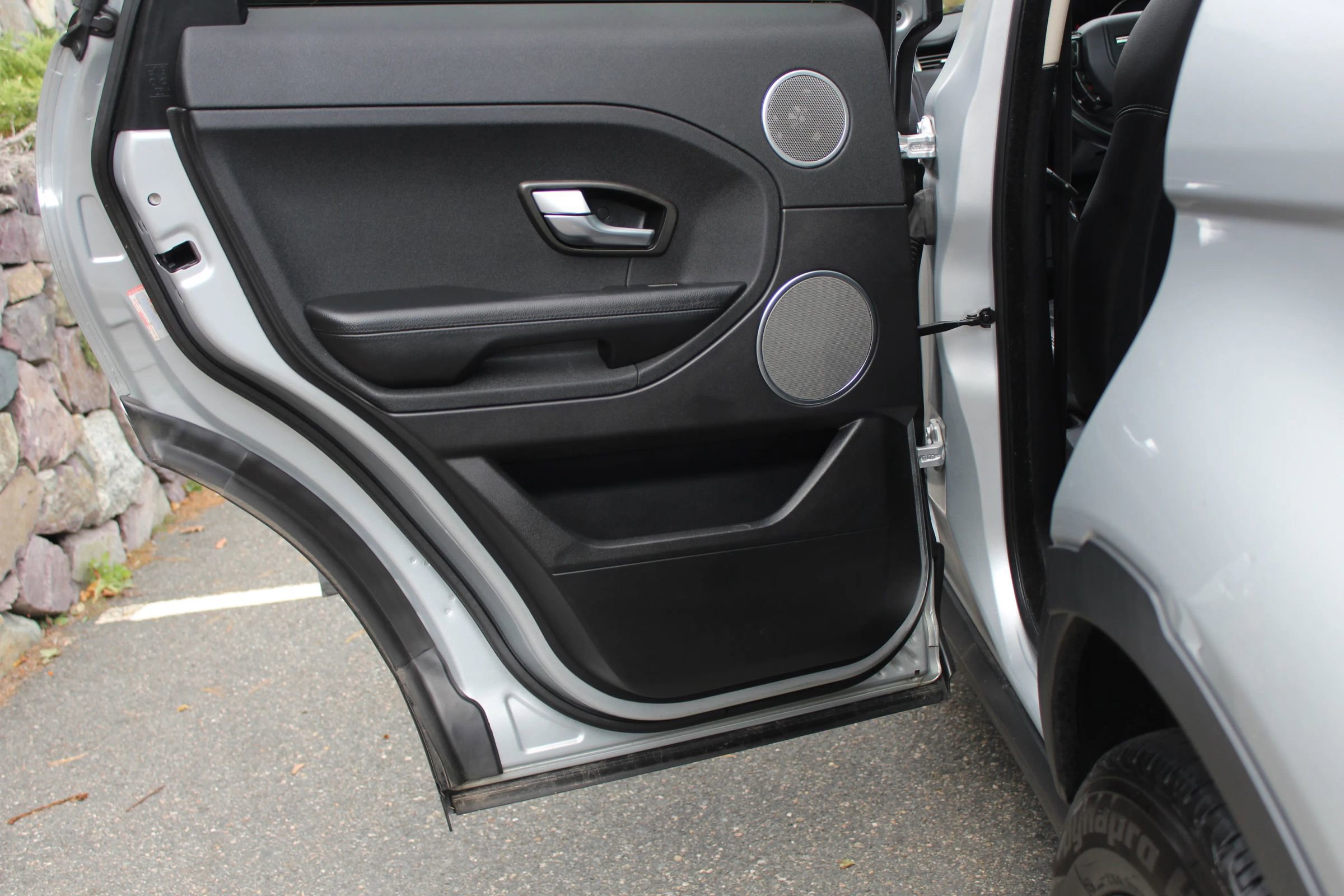 Used 2015 Land Rover Range Rover Evoque Pure Plus image 14