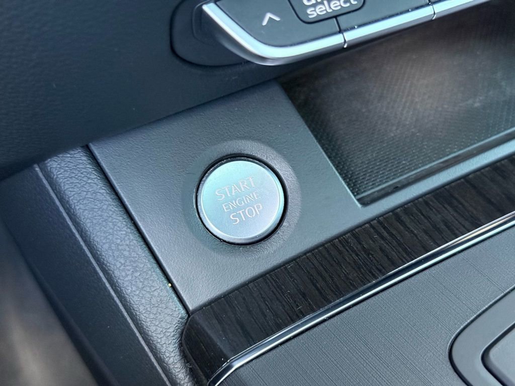 Used 2020 Audi Q5 2.0T Premium w/ Convenience Package image 31