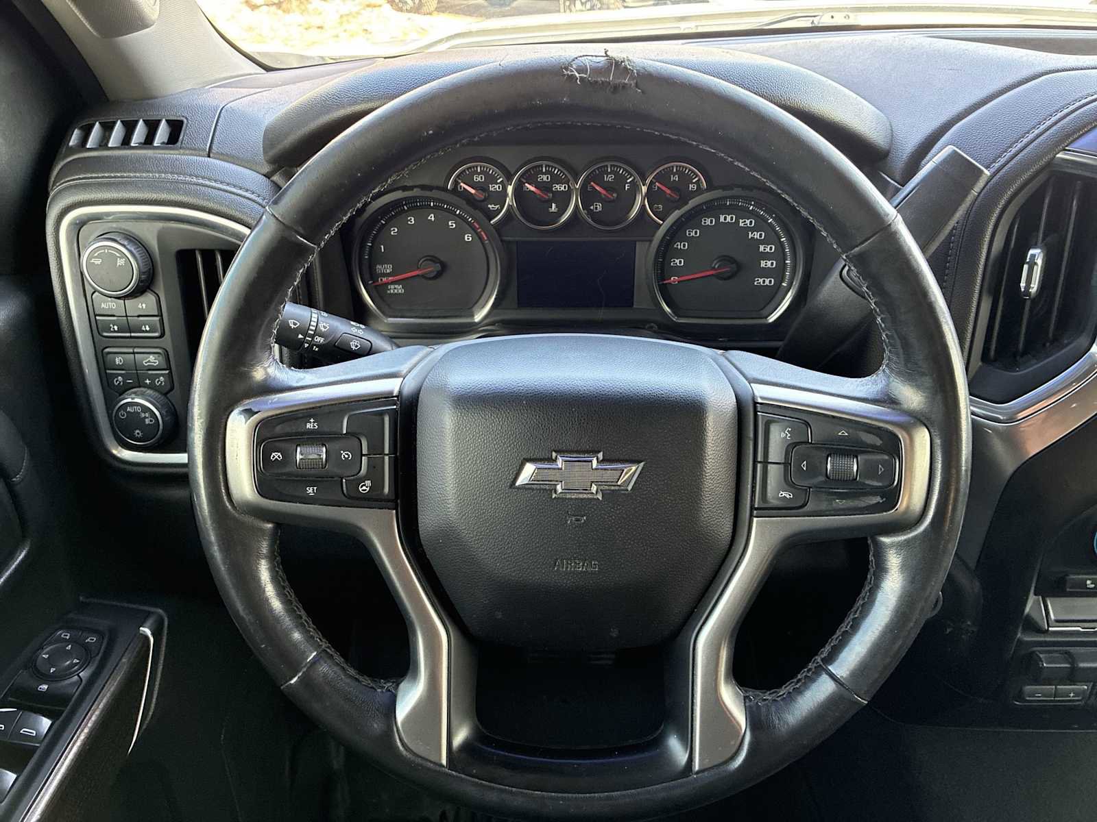 Used 2019 Chevrolet Silverado 1500 RST image 11