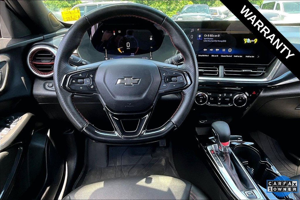 Used 2025 Chevrolet Trax RS w/ Driver Confidence Package FWD image 14