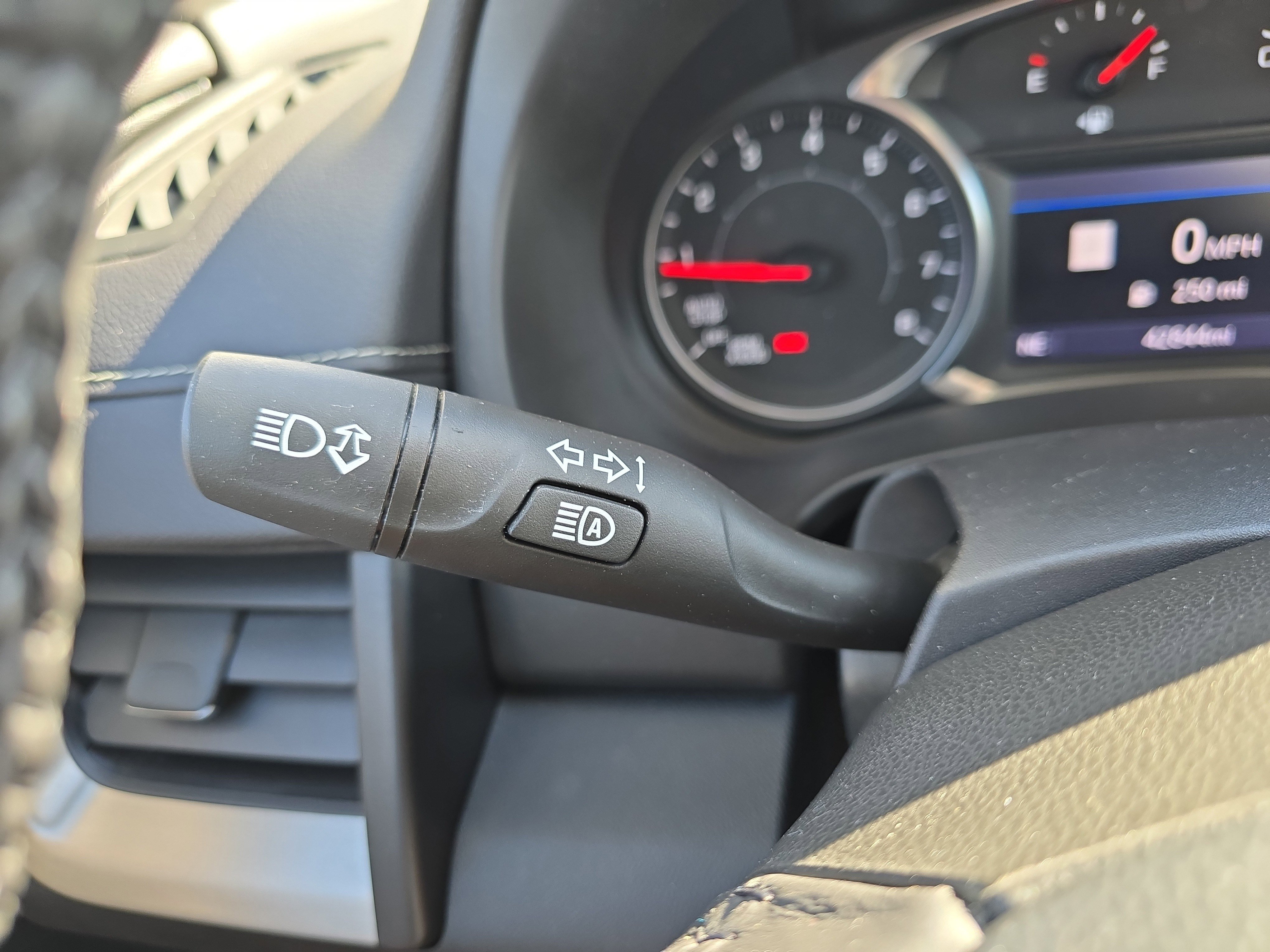 Used 2019 GMC Terrain Denali w/ Advanced Safety Package AWD/4WD image 28