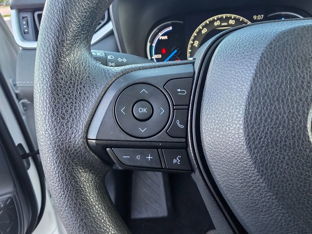 Used 2024 Toyota RAV4 XLE image 18