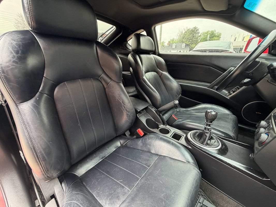 Used 2004 Hyundai Tiburon GT FWD image 4