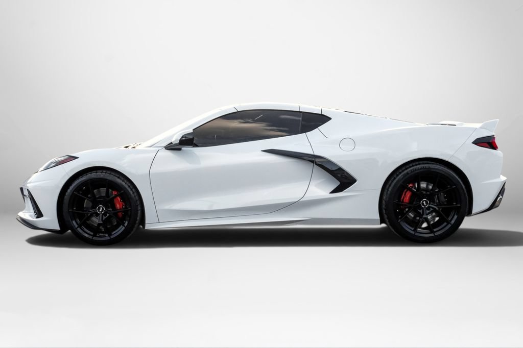 Used 2020 Chevrolet Corvette Stingray Preferred Cpe w/ 2LT Preferred Equipment Group RWD image 8