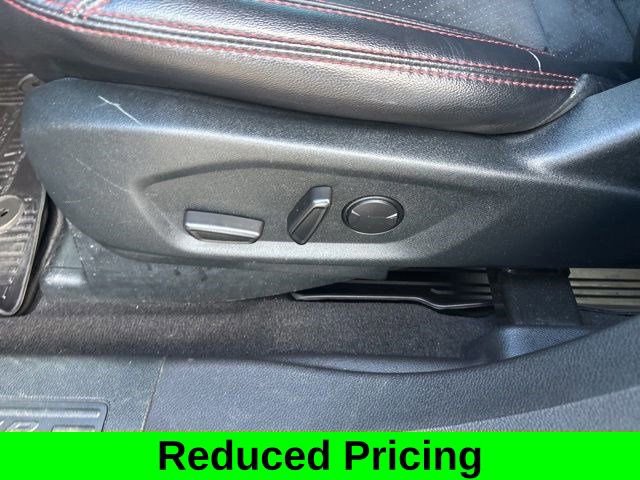 Used 2019 Ford Explorer XLT w/ Equipment Group 202A image 12