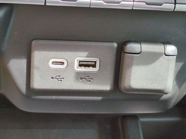 Used 2020 Chevrolet Silverado 3500 High Country w/ Z71 Off-Road Package AWD/4WD image 22