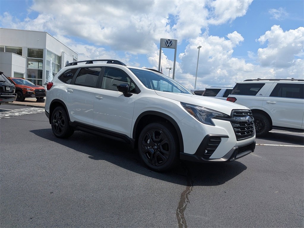 New 2025 Subaru Ascent Onyx Edition image 3