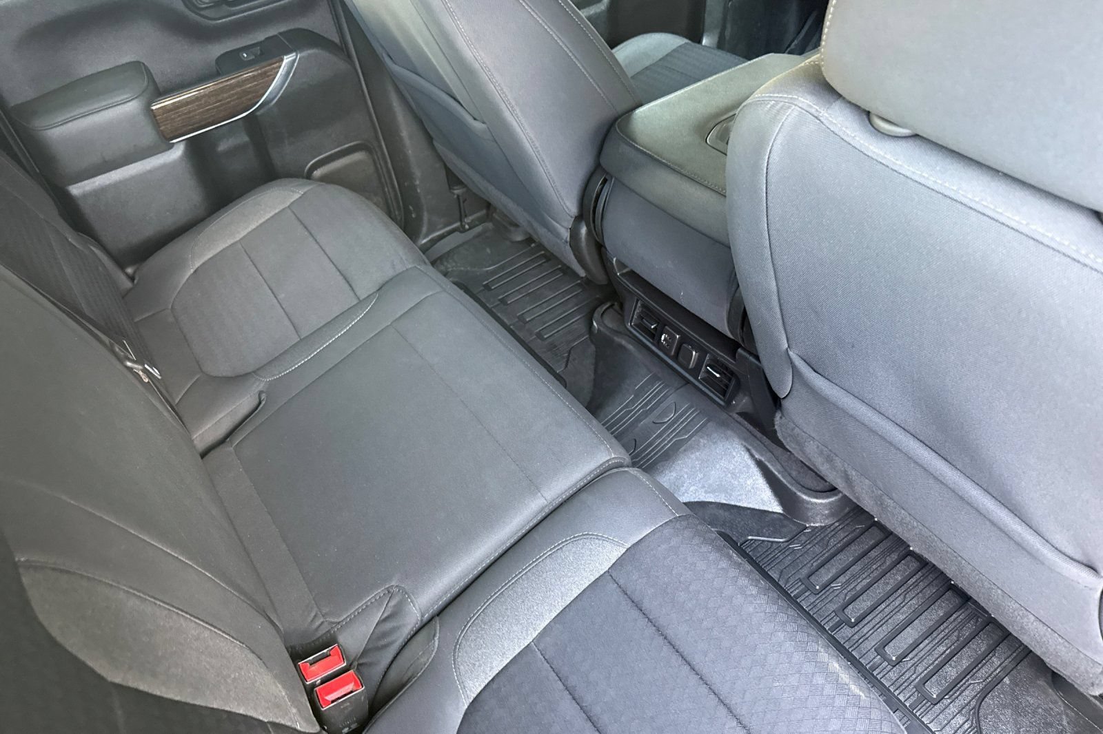 Used 2023 GMC Sierra 2500 SLE w/ SLE Convenience Package AWD/4WD image 16