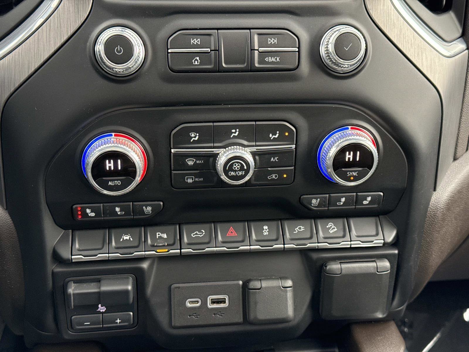 Used 2022 GMC Sierra 1500 Denali w/ Driver Alert Package II image 6