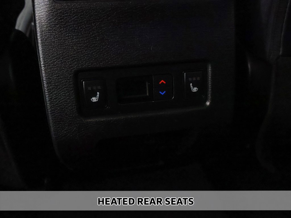 Used 2023 Mitsubishi Outlander SEL image 8