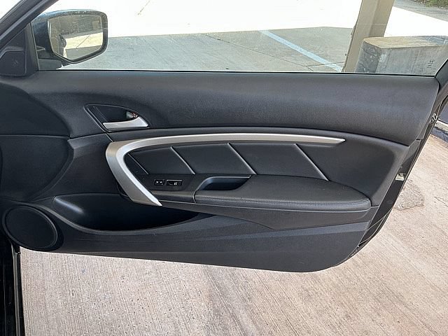 Used 2011 Honda Accord EX image 10