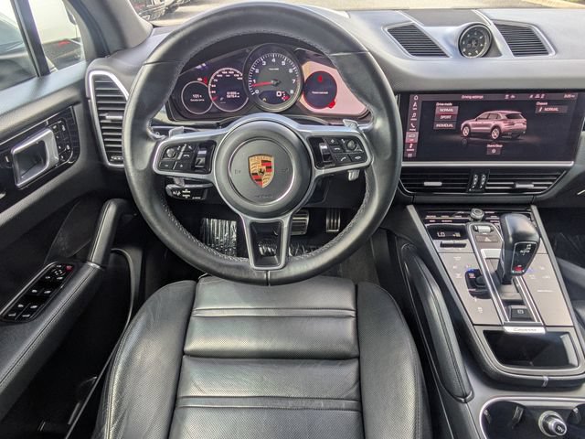 Used 2021 Porsche Cayenne S AWD/4WD image 16