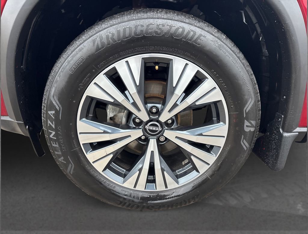 Used 2023 Nissan Rogue SV AWD/4WD image 12