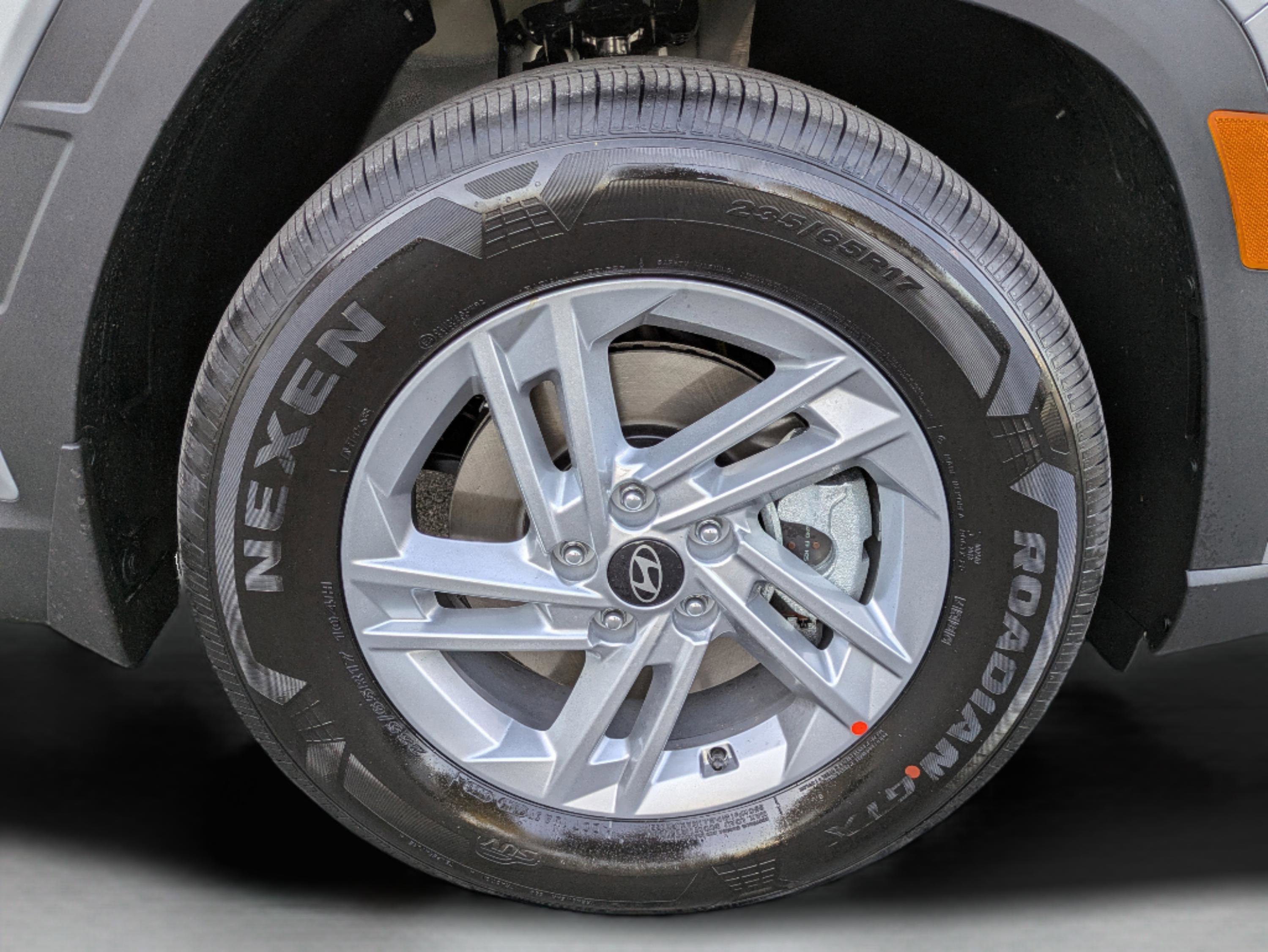 New 2026 Hyundai Tucson SE image 14