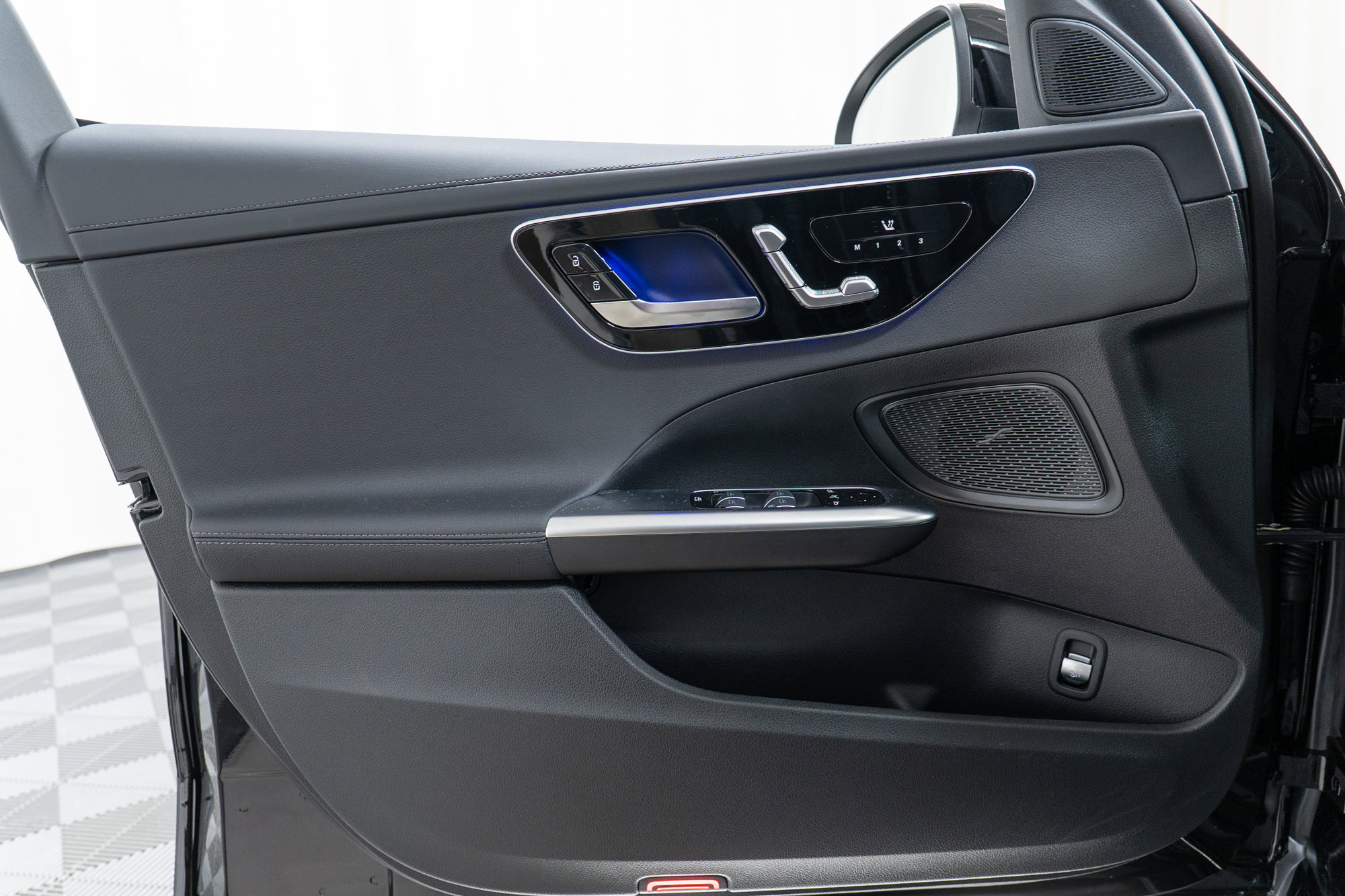 New 2026 Mercedes-Benz C 300 4MATIC Sedan image 11