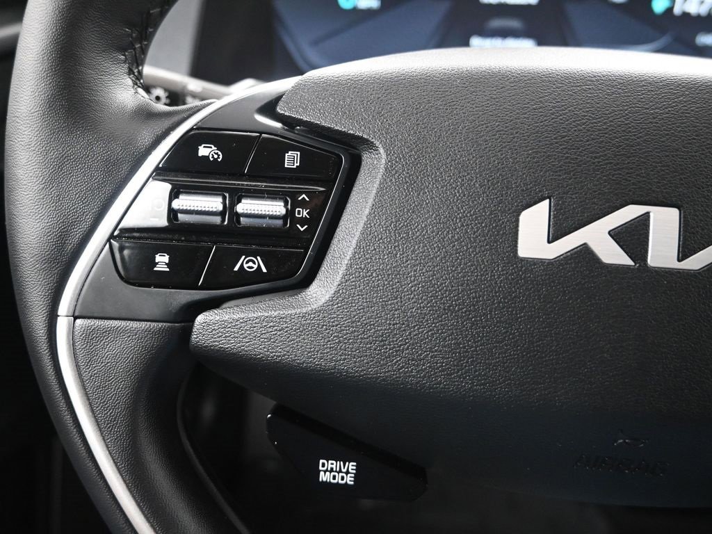 Certified 2023 Kia EV6 Wind w/ Wind Technology Package image 28
