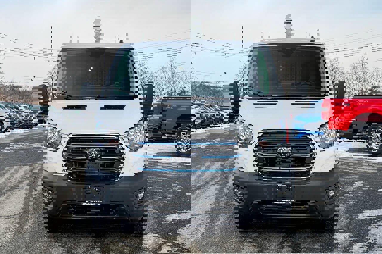 Used 2023 Ford E-Transit Low Roof image 8
