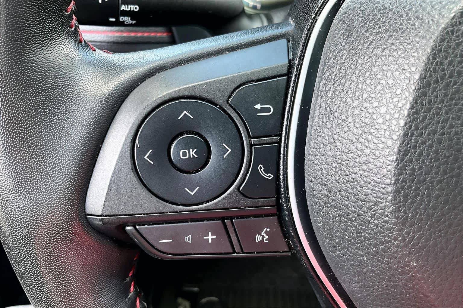 Used 2023 Toyota RAV4 SE w/ Weather & Moonroof Package AWD/4WD image 21