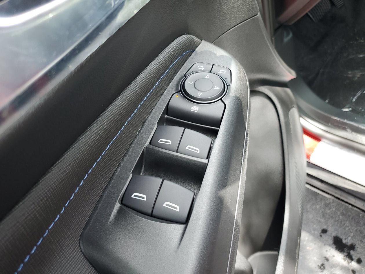 New 2026 Buick Envista Sport Touring w/ Convenience I Package FWD image 17