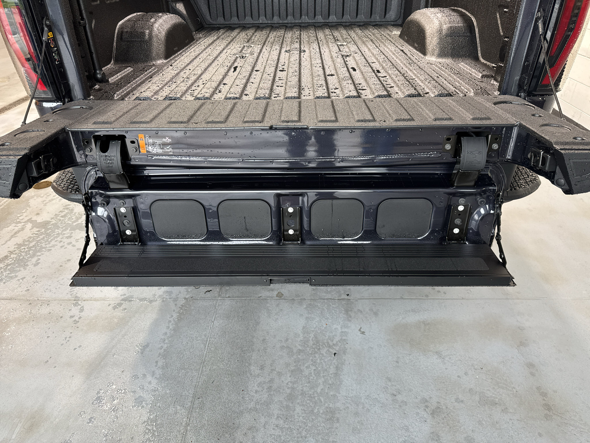 New 2026 GMC Sierra 2500 AT4 w/ AT4 Premium Plus Package AWD/4WD image 24