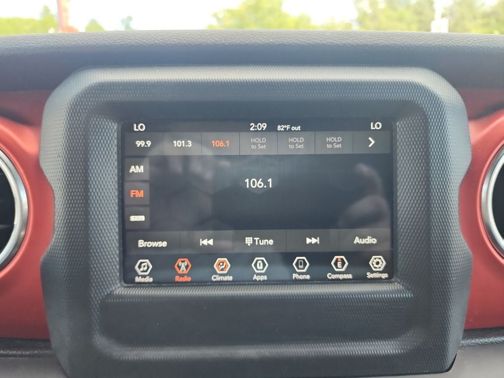 Used 2020 Jeep Wrangler Unlimited Rubicon AWD/4WD image 17