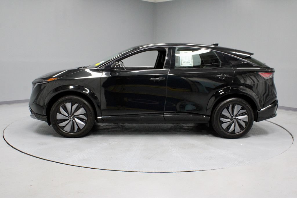 Certified 2023 Nissan Ariya AWD image 8