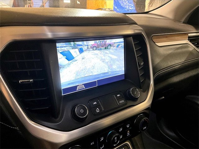 Used 2022 GMC Acadia SLE image 26