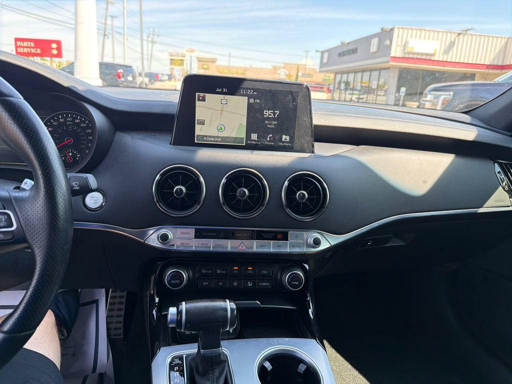 Used 2019 Kia Stinger GT1 RWD image 20