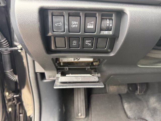 Used 2024 Subaru Forester Premium AWD/4WD image 18