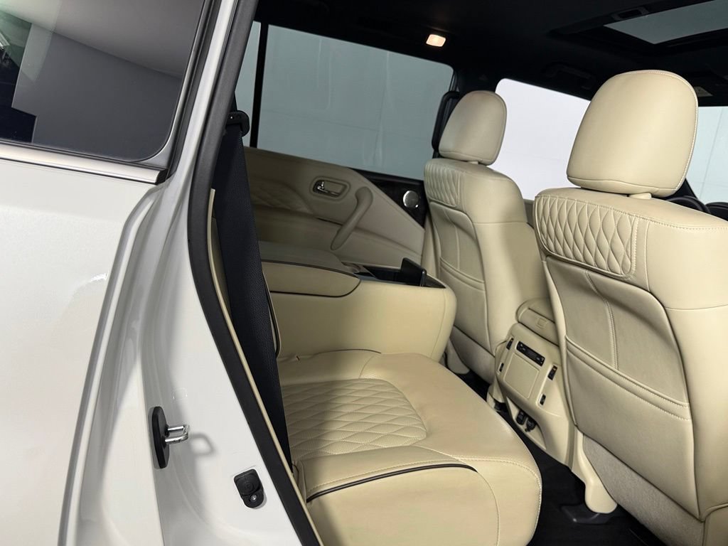 Used 2024 INFINITI QX80 Sensory AWD/4WD image 29