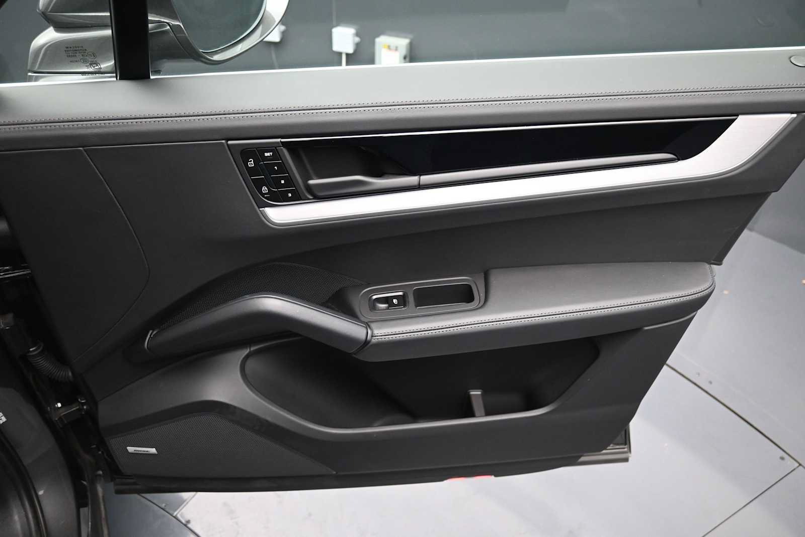 New 2026 Porsche Cayenne S AWD/4WD image 22