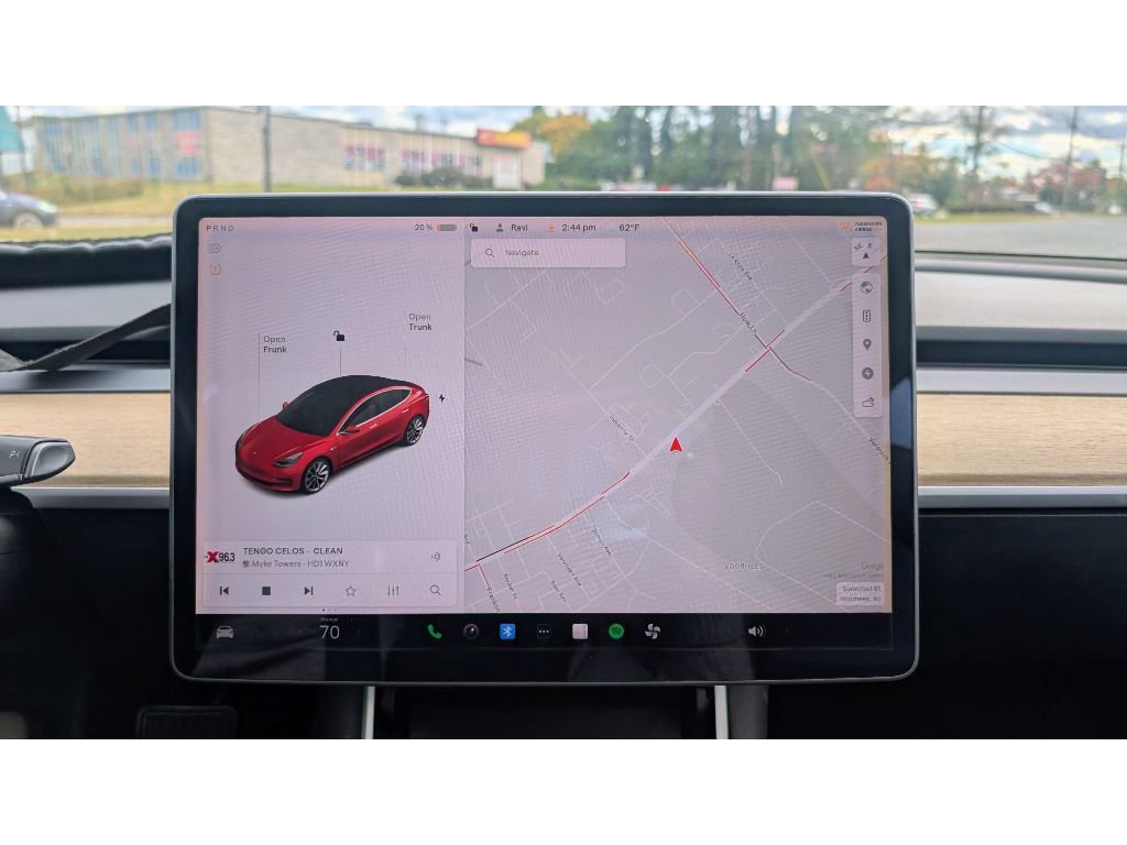 Used 2018 Tesla Model 3 Long Range image 25
