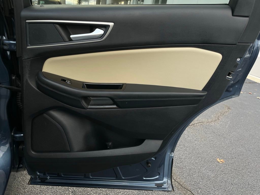 Used 2019 Ford Edge SEL w/ Equipment Group 201A image 37