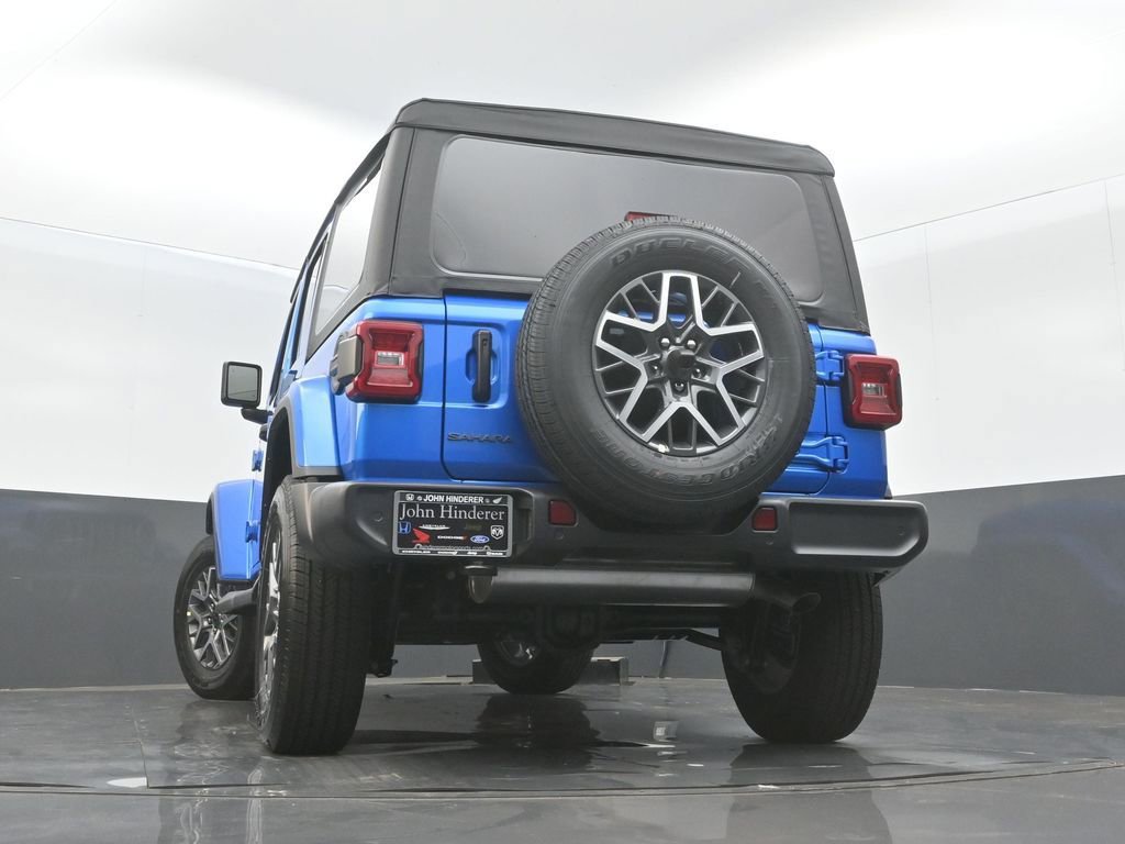 New 2025 Jeep Wrangler Unlimited Sahara AWD/4WD image 32