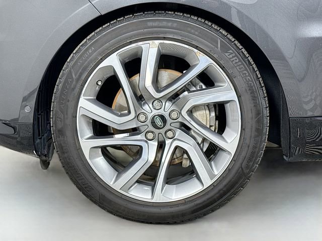 Used 2020 Land Rover Range Rover Sport HSE image 32