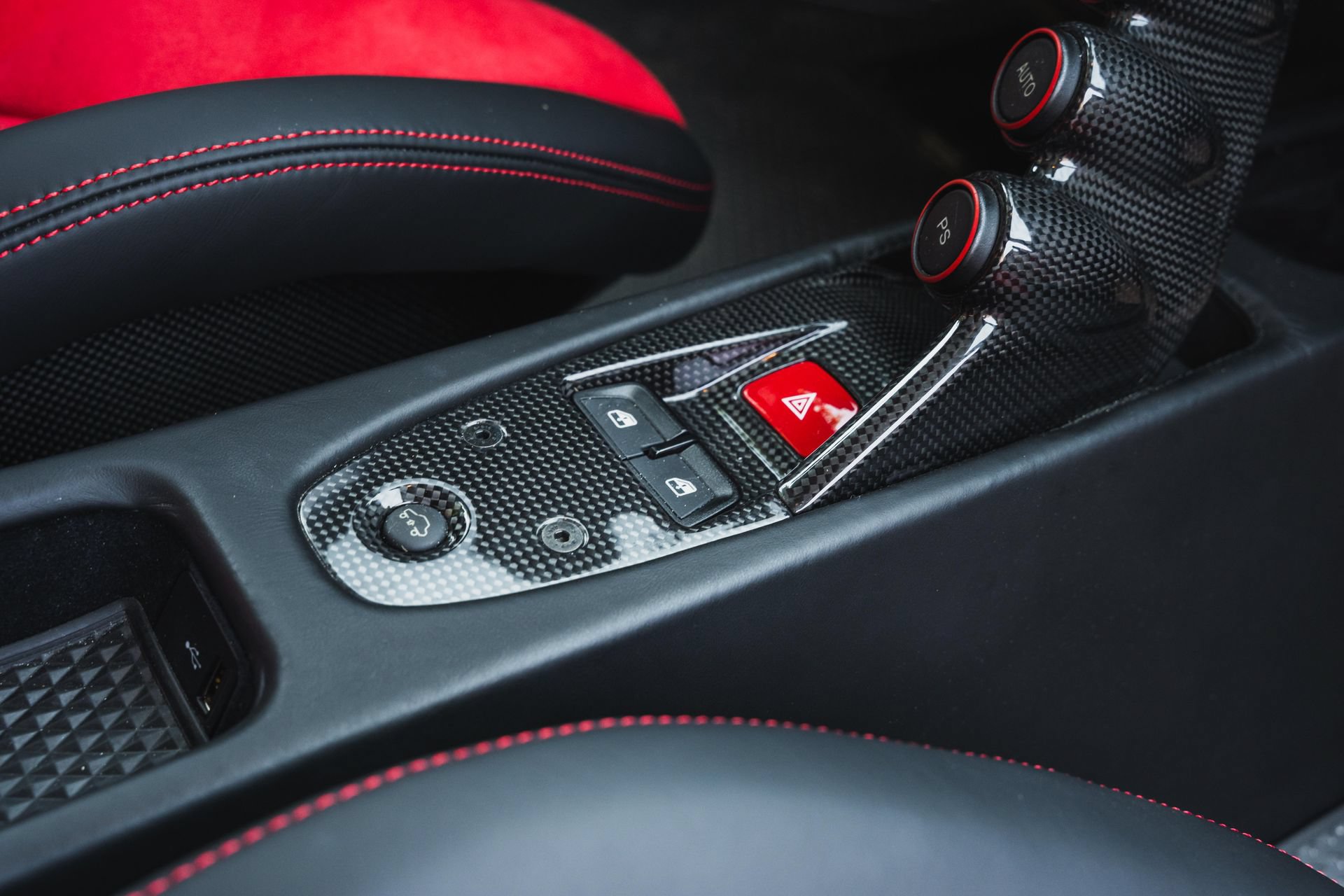 Used 2015 Ferrari 458 Speciale Coupe RWD image 61