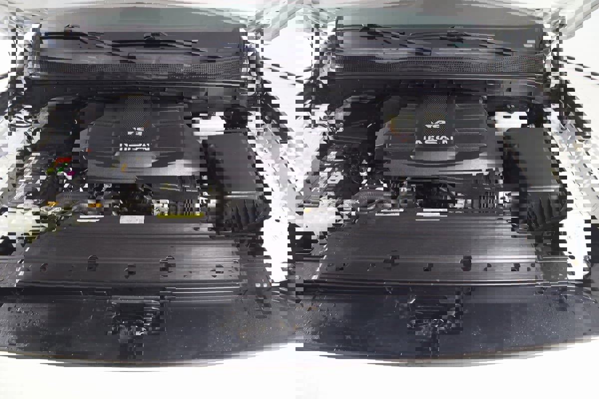 Used 2019 Nissan Titan SV w/ SV Convenience Package image 47