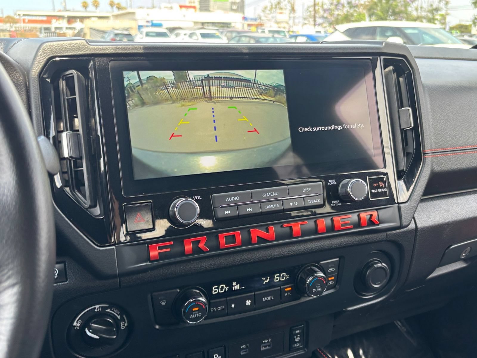 Used 2026 Nissan Frontier PRO-4X AWD/4WD image 24