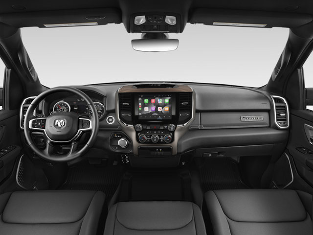 Used 2024 RAM 1500 Laramie AWD/4WD image 3