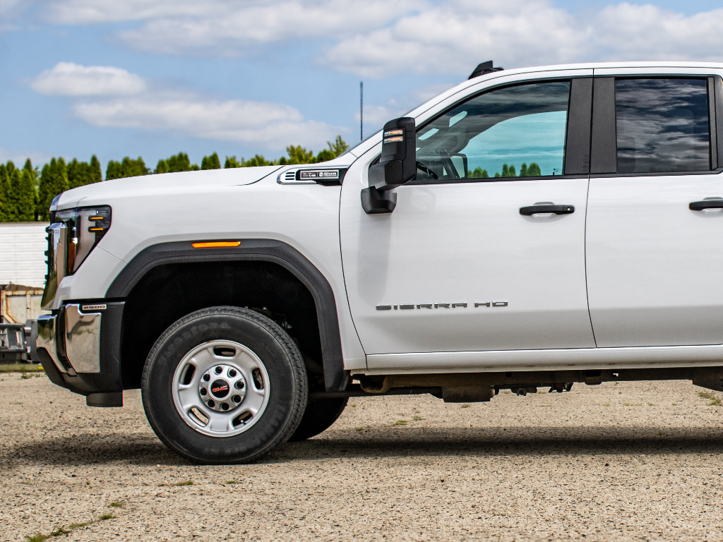 Used 2024 GMC Sierra 2500 Pro w/ Convenience Package AWD/4WD image 41