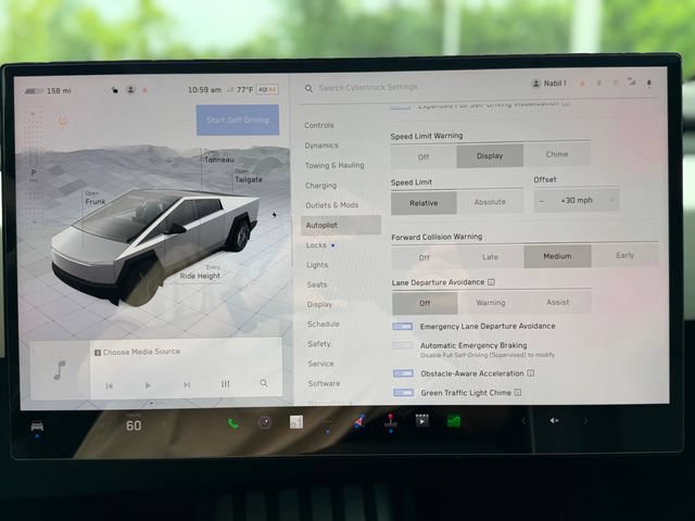 Used 2024 Tesla Cybertruck Cyberbeast AWD/4WD image 37