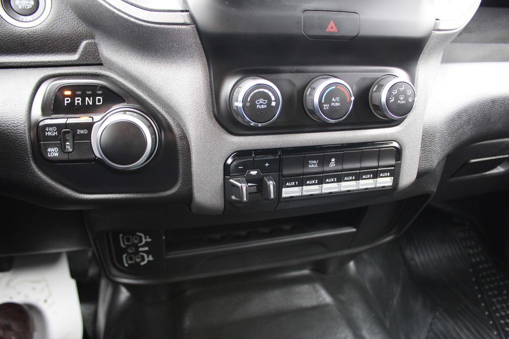 Used 2024 RAM 3500 Tradesman w/ Chrome Appearance Group image 18