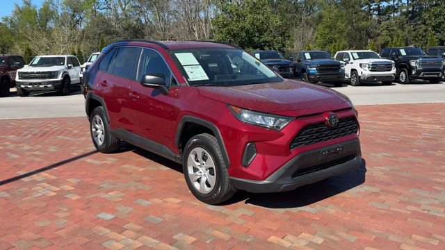Used 2021 Toyota RAV4 LE FWD image 5