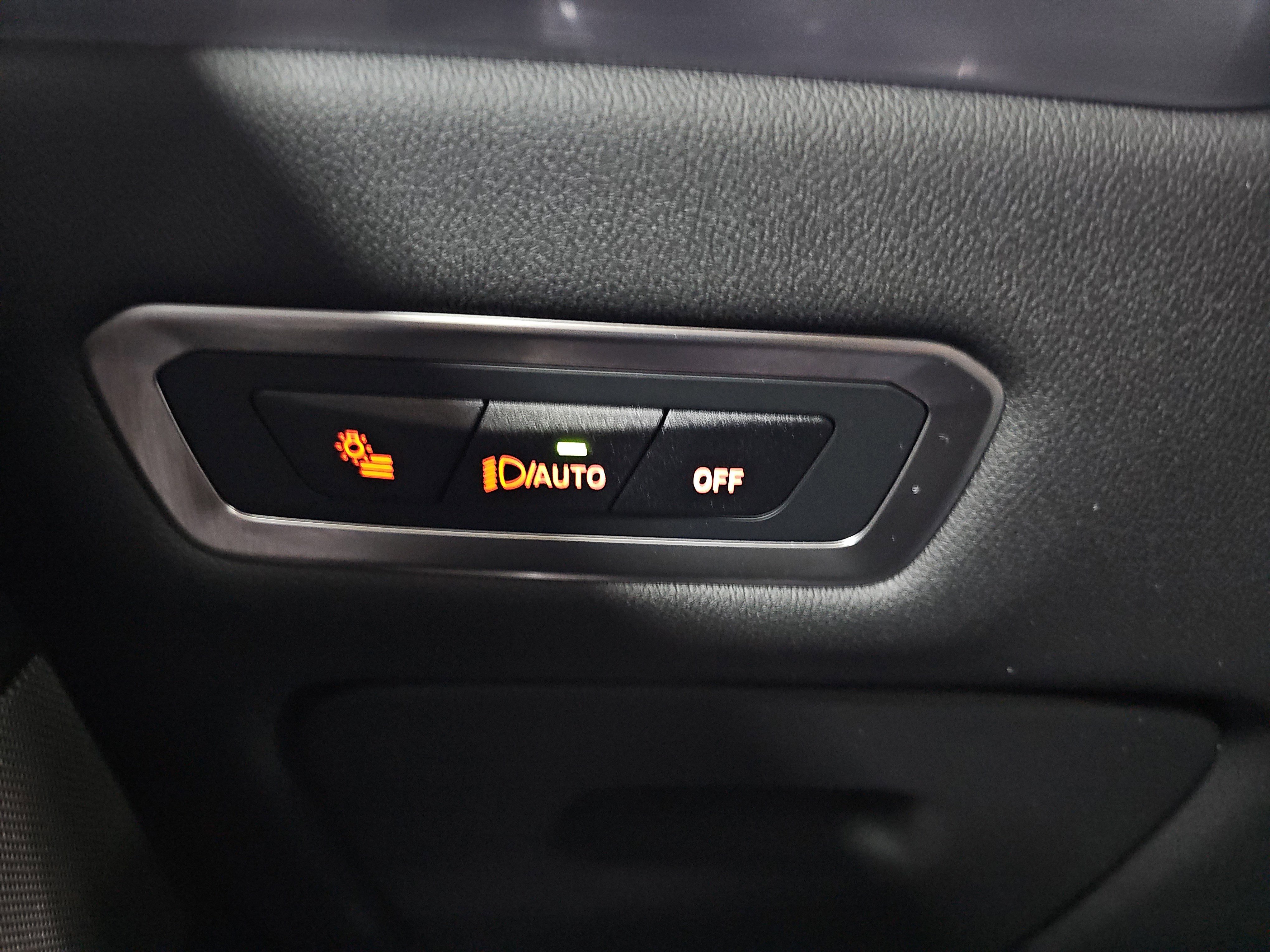 Certified 2025 BMW X7 xDrive40i image 29