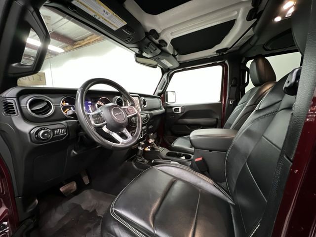 Used 2022 Jeep Wrangler Unlimited Sahara w/ Cold Weather Group image 10