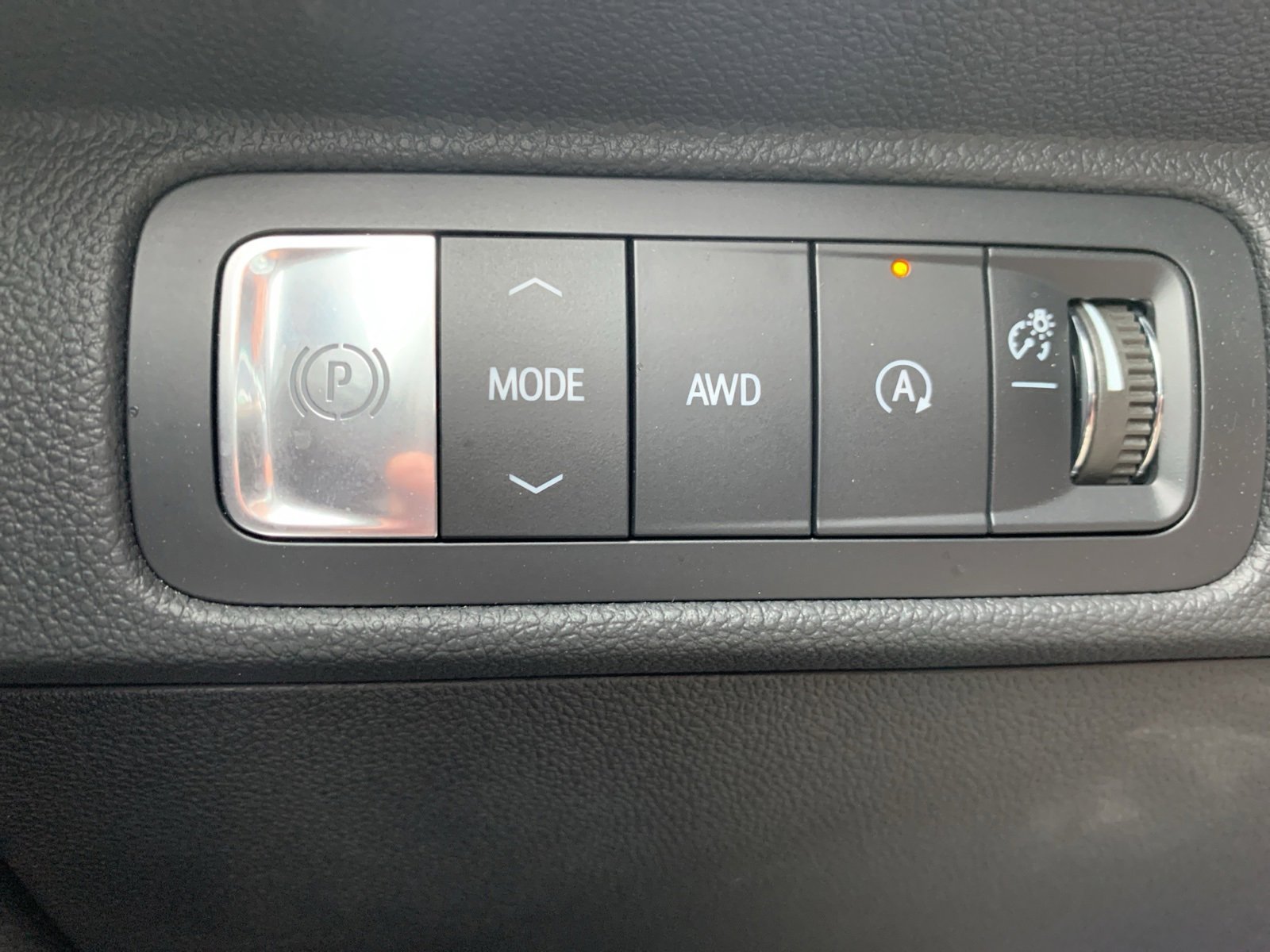 Used 2024 Chevrolet Traverse LT image 43