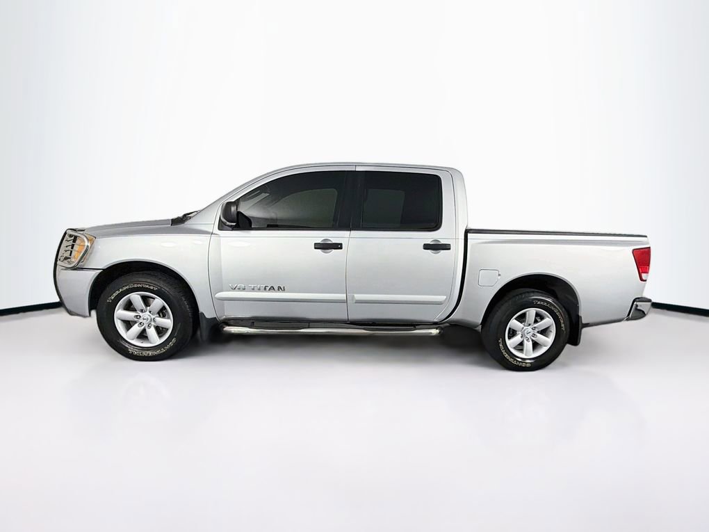 Used 2010 Nissan Titan SE w/ SE Value Truck Pkg RWD image 6